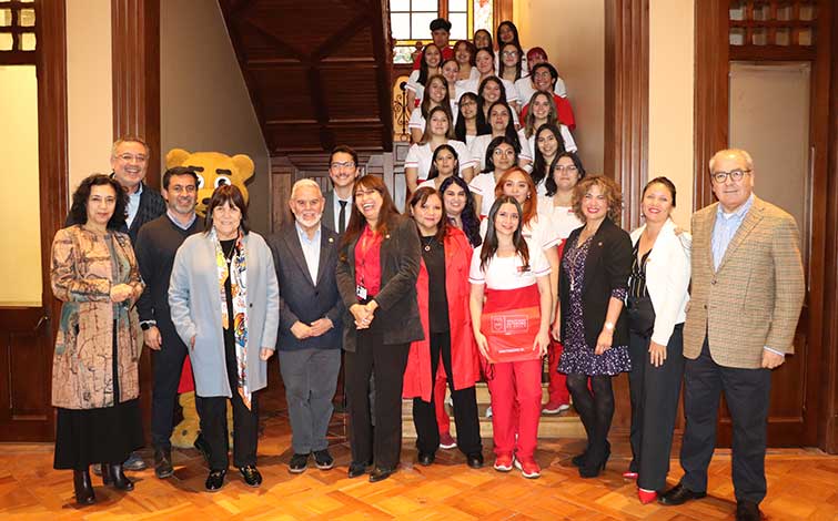 Grupo de 30 estudiantes de Obstetricia y Puericultura de la Universidad Autónoma de Chile viajará a Paraguay para realizar su práctica curricular