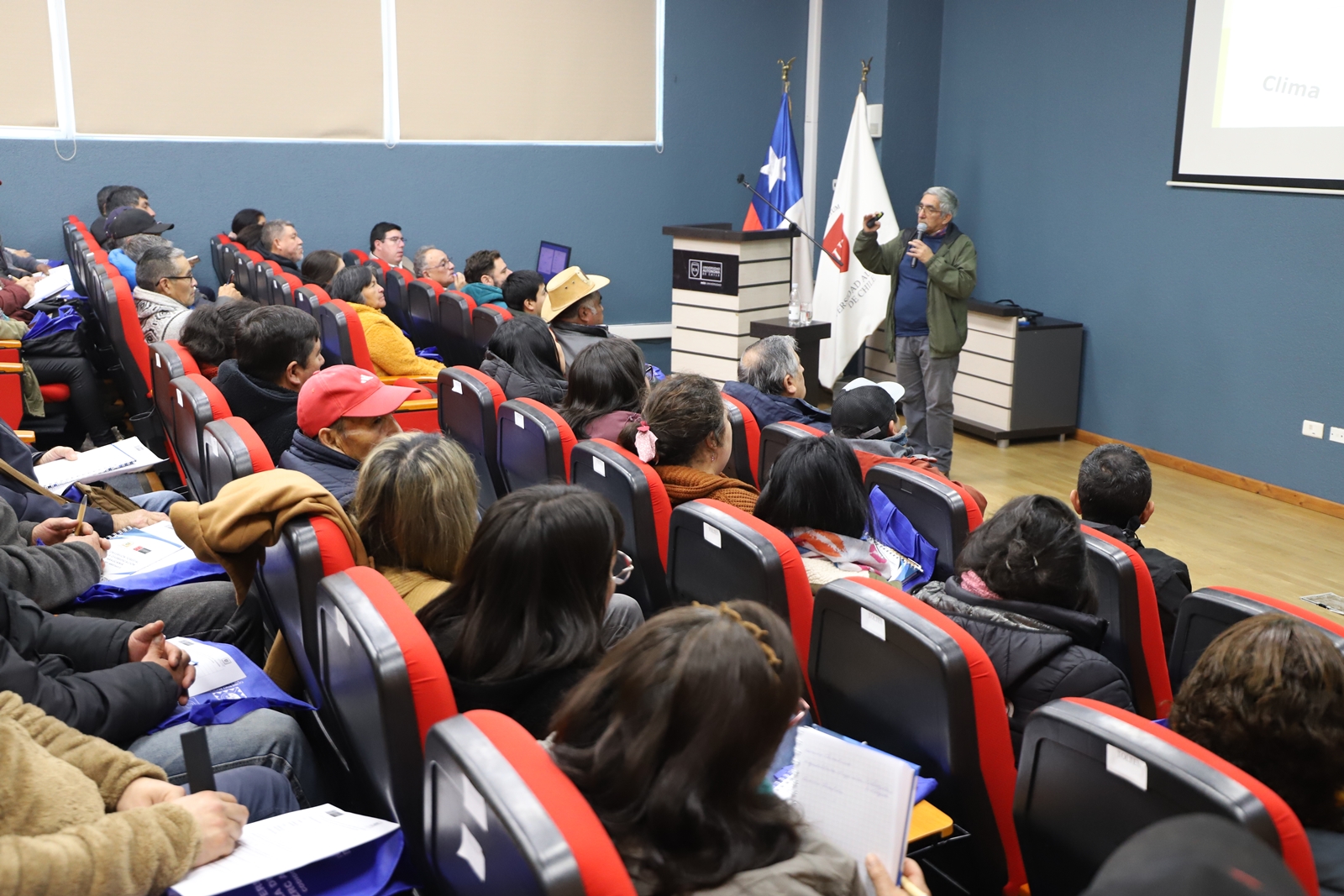 FOTO charla fitosanidad y riego basico 2