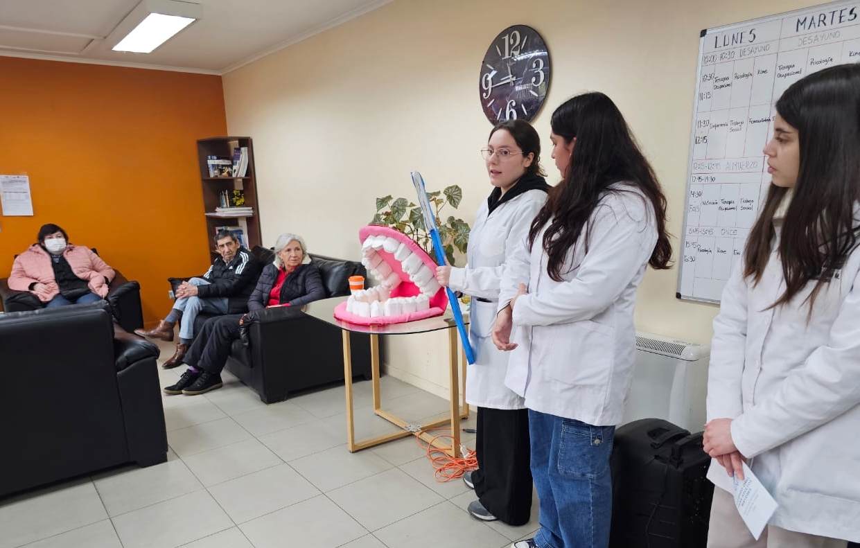 FOTO operativo dental adulto mayor 3