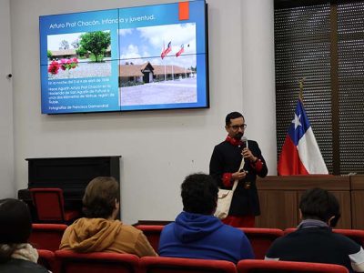 En Talca se vivió conferencia “La Guerra del Pacífico y la figura de Arturo Prat”