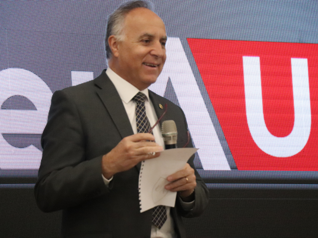 Rector Dr. iur. Teodoro Ribera