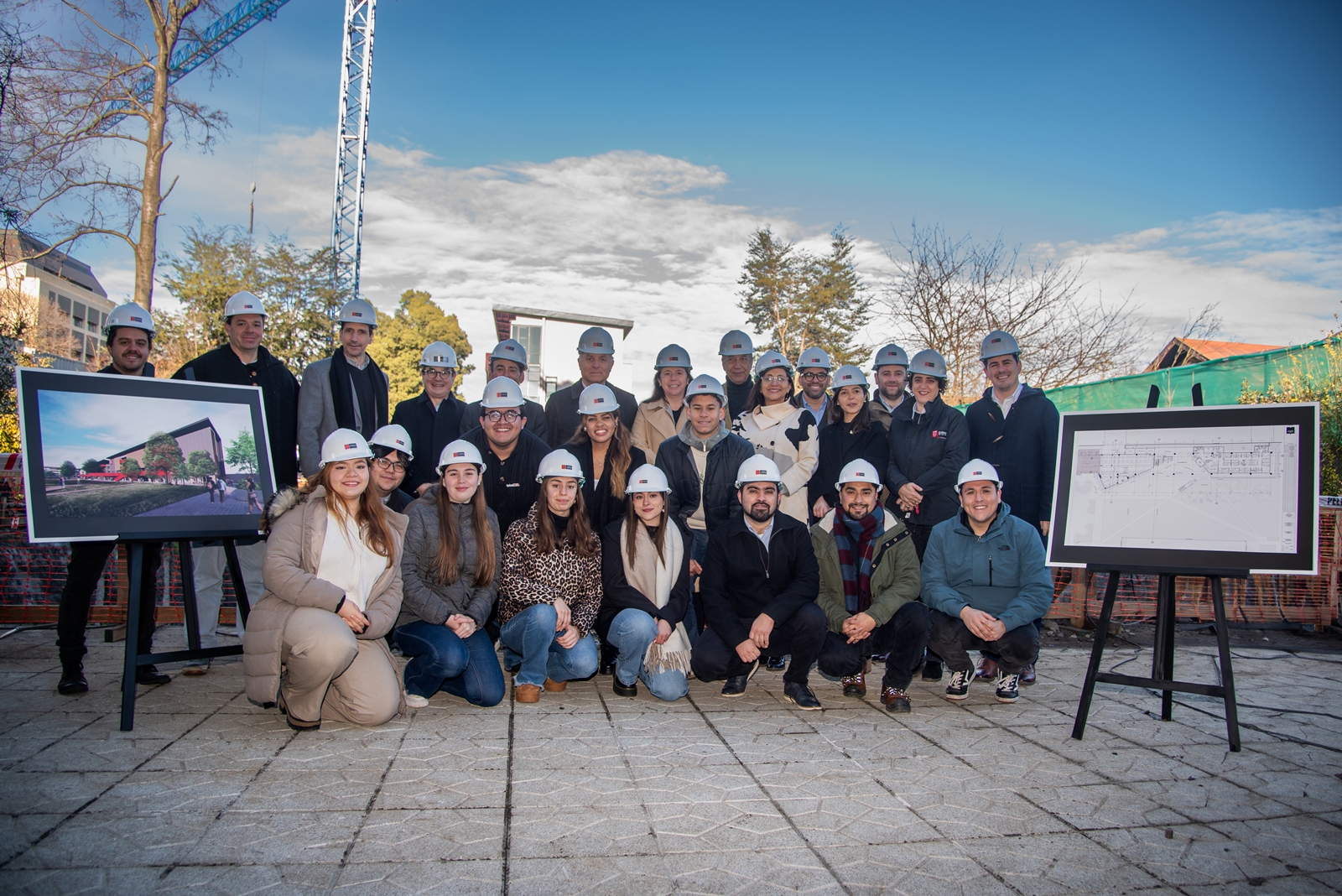 FOTO colocacion primera piedra edificio h 1