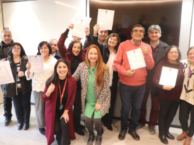 Personas Mayores recibieron certificación tras participar en Programa Interdisciplinar de Pacientes Simulados