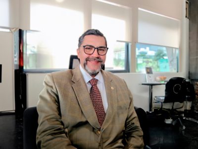 Estudiantes de ingeniería empoderadas, conscientes y comprometidas