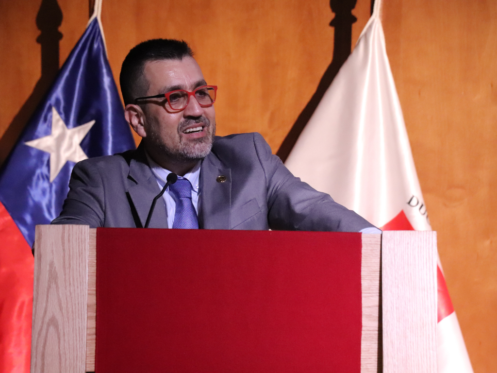 Profesor Eric Latorre Alarcón
