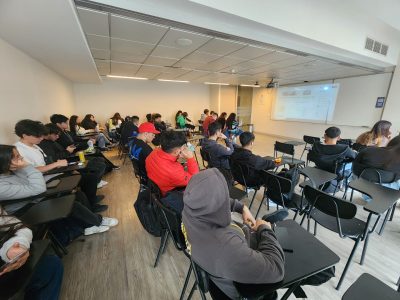 Carrera de Ingeniería Comercial realiza Clase Espejo junto a Fundación Universitaria del Área Andina de Bogotá