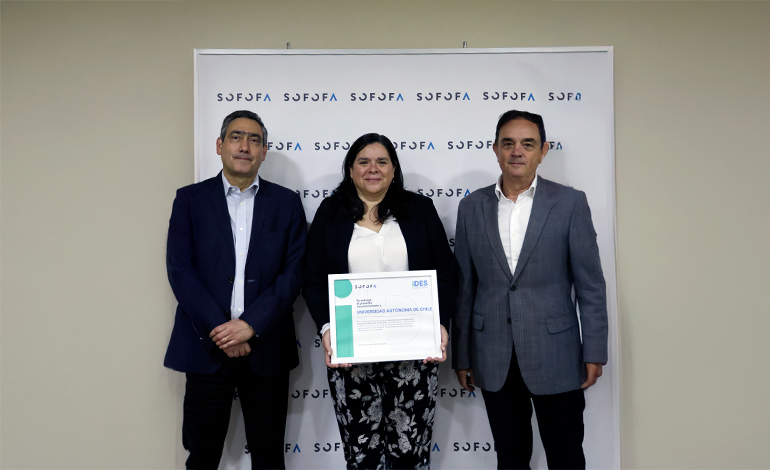 Universidad Autónoma de Chile es reconocida en iDES SOFOFA 2025 por su compromiso con la sostenibilidad