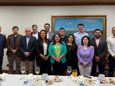 Facultad de Administración y Negocios realiza jornada con su Consejo Asesor Empresarial 2025 
