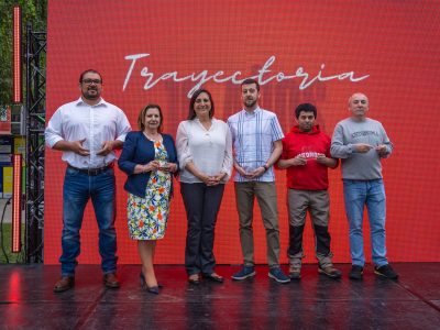 U. Autónoma de Chile en Temuco reconoció a sus colaboradores con 30, 20 y 10 años al servicio de la institución