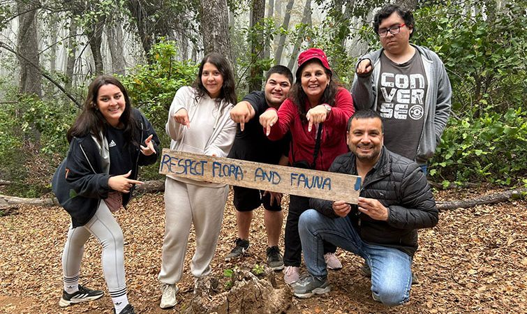 Estudiantes de Pedagogía en Inglés que participaron en talleres para el turismo visitaron Rari y Vilches Alto
