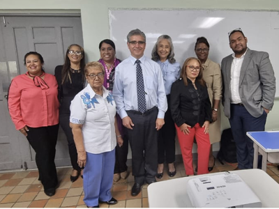 Académico de Pedagogía en Inglés de la Universidad Autónoma sede Talca fortalece lazos con UDELAS en Panamá