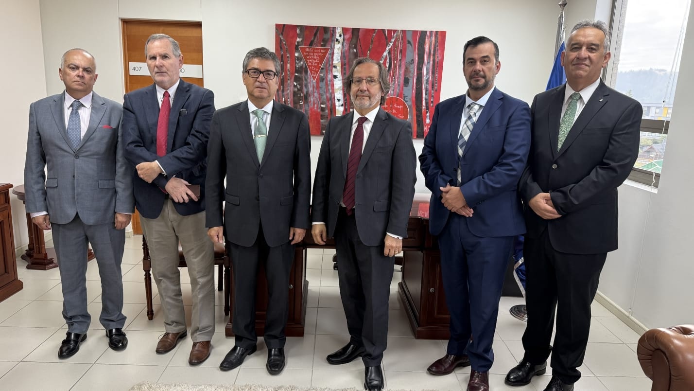FOTO academicos nombrados abogados en ca 2