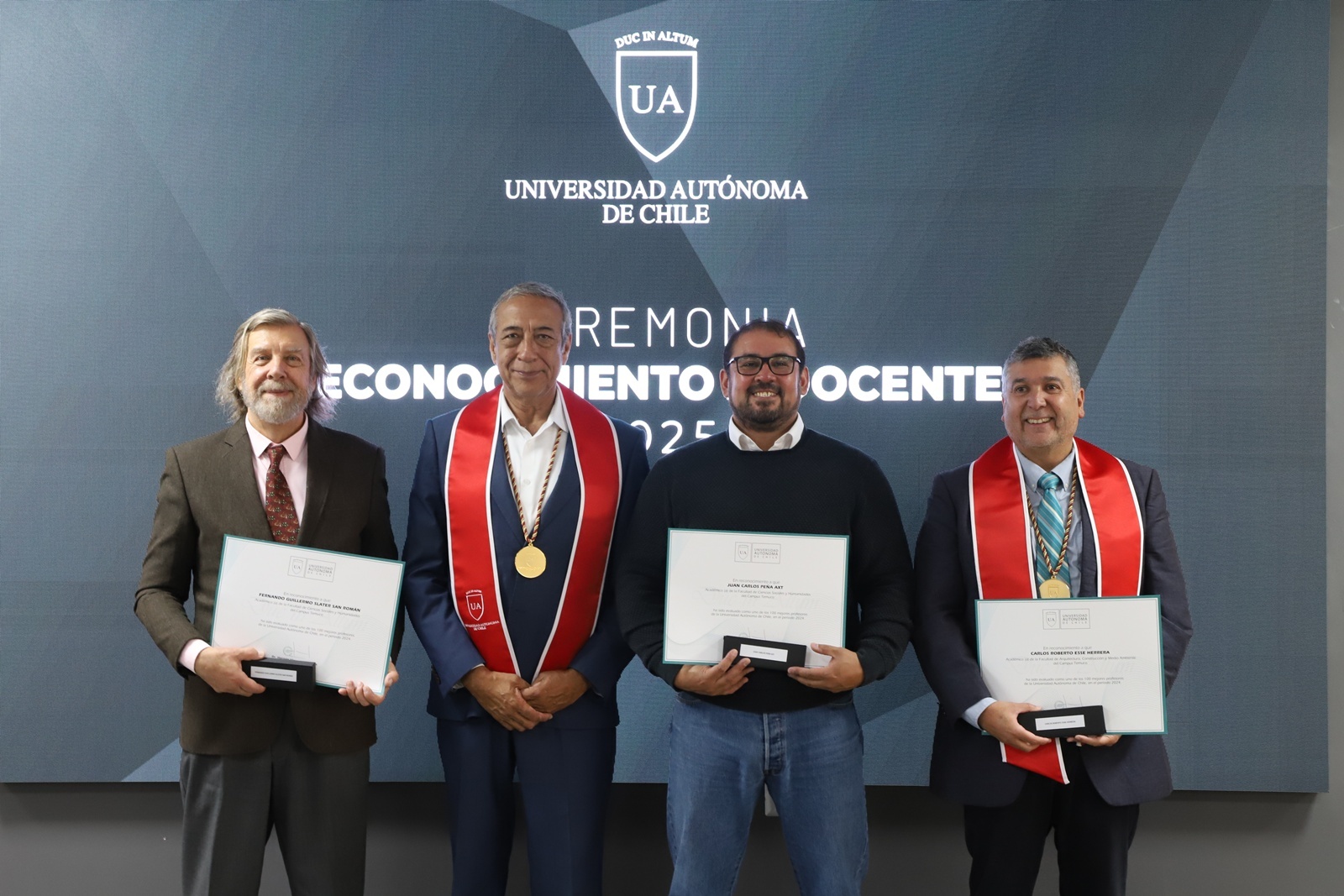 FOTO reconocimiento docentes 2