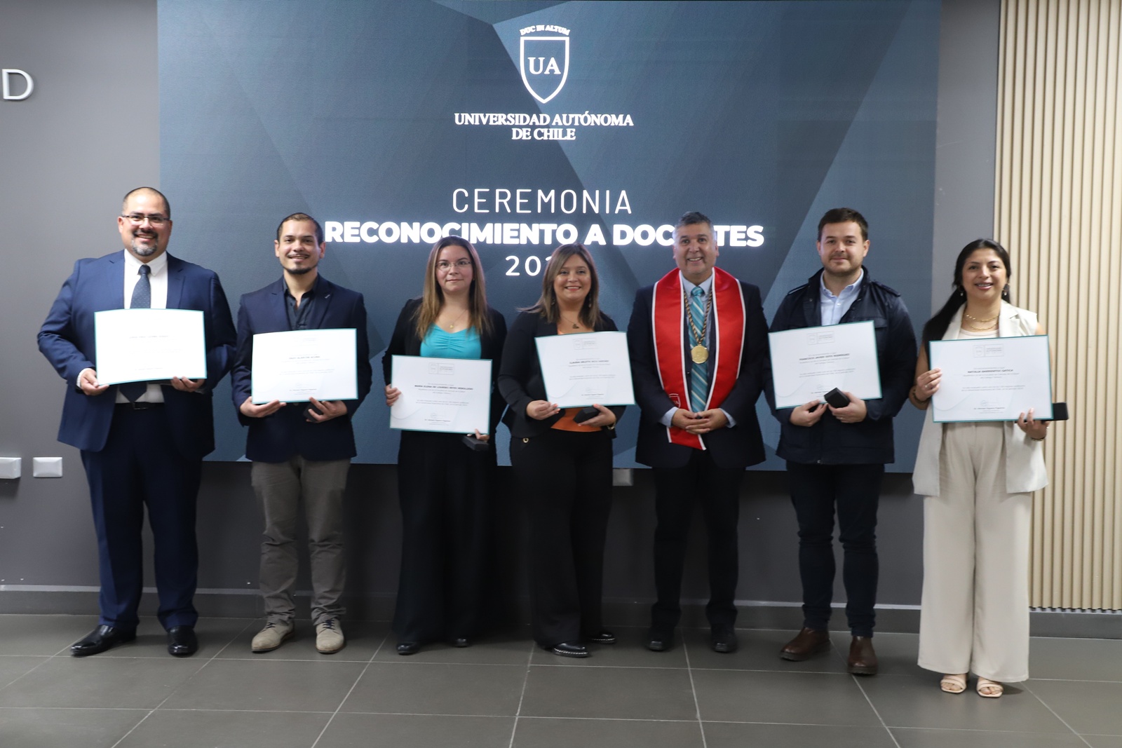 FOTO reconocimiento docentes 3