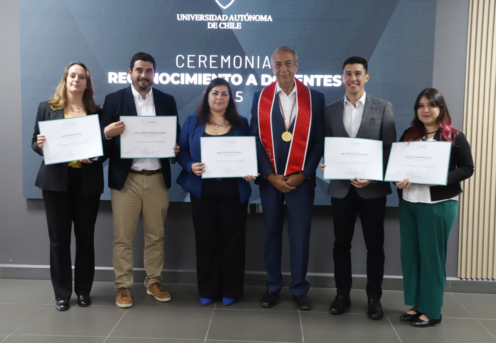 FOTO reconocimiento docentes 4