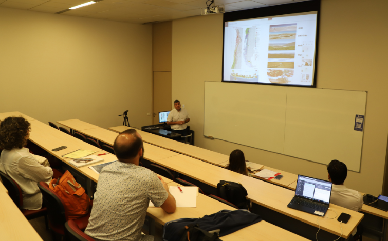 Universidad Autónoma y DGA realizan seminario sobre red de monitoreo de calidad del agua 