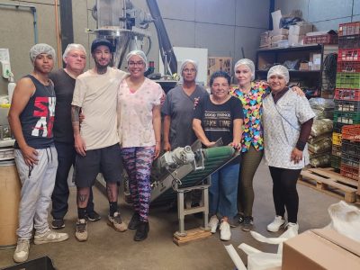 Proyecto de la Universidad Autónoma de Chile identifica factores que permiten a mujeres emprendedoras alcanzar la independencia económica