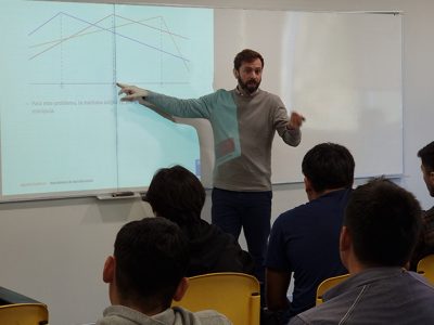 Expertos internacionales abordan el diseño de mecanismos y su impacto en la asignación de recursos en la Universidad Autónoma de Chile