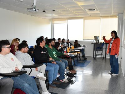 ExperienciaUA desarrolla “Talleres Psicoeducativos para Novatos” para reforzar la inserción universitaria