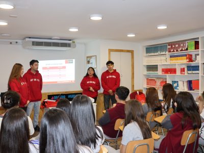 Estudiantes del Colegio Centenario de Temuco se capacitan sobre NEM y Ranking