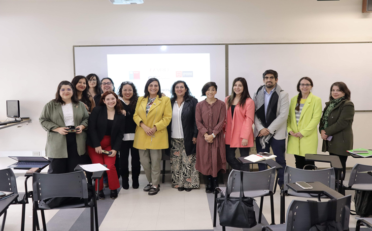 Docentes y estudiantes de Ciencias Sociales y Humanidades se capacitan en perspectiva de género para fortalecer sus investigaciones