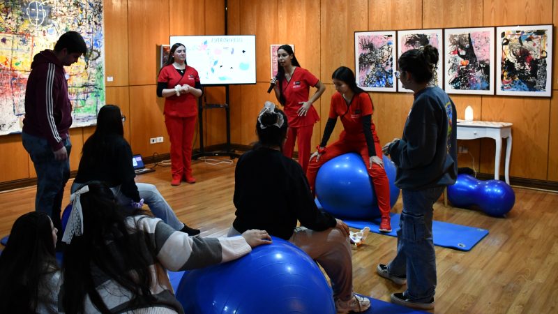 Taller abierto a la comunidad entregó herramientas para un parto consciente y respetado