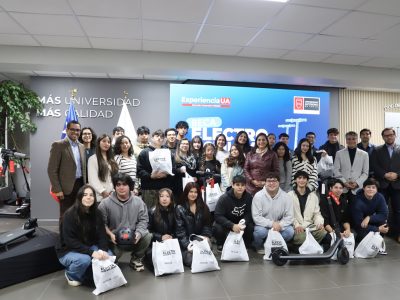 Más de 90 estudiantes de la U. Autónoma en Temuco reciben becas por su alto rendimiento académico