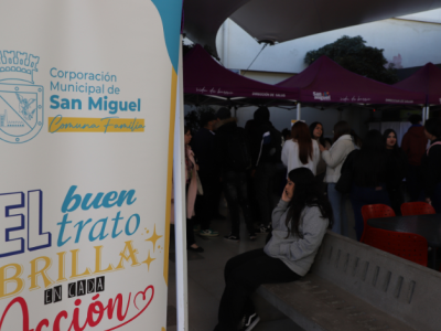 Estudiantes participan activamente en operativo de salud preventiva en Campus El Llano Subercaseaux 