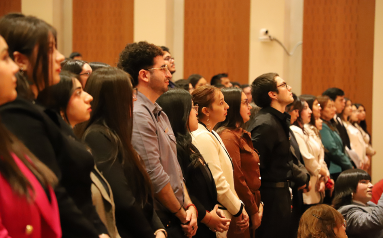 Estudiantes de Psicología de Campus Providencia vivieron su última investidura como alumnos 