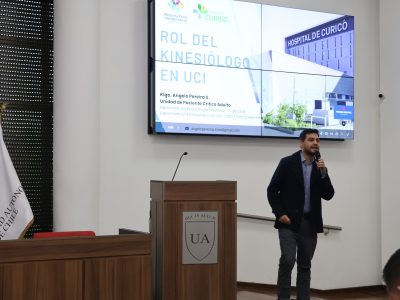 Estudiantes de Kinesiología celebran su día con charlas sobre innovación, desafíos y nuevas áreas de desarrollo profesional