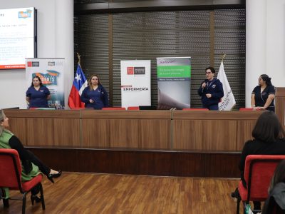 Enfermería refuerza el cuidado basado en evidencia con exitosa jornada formativa