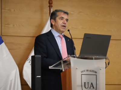 Estudiantes de Ingeniería en Control de Gestión participaron en charla con socio principal de PwC Chile 