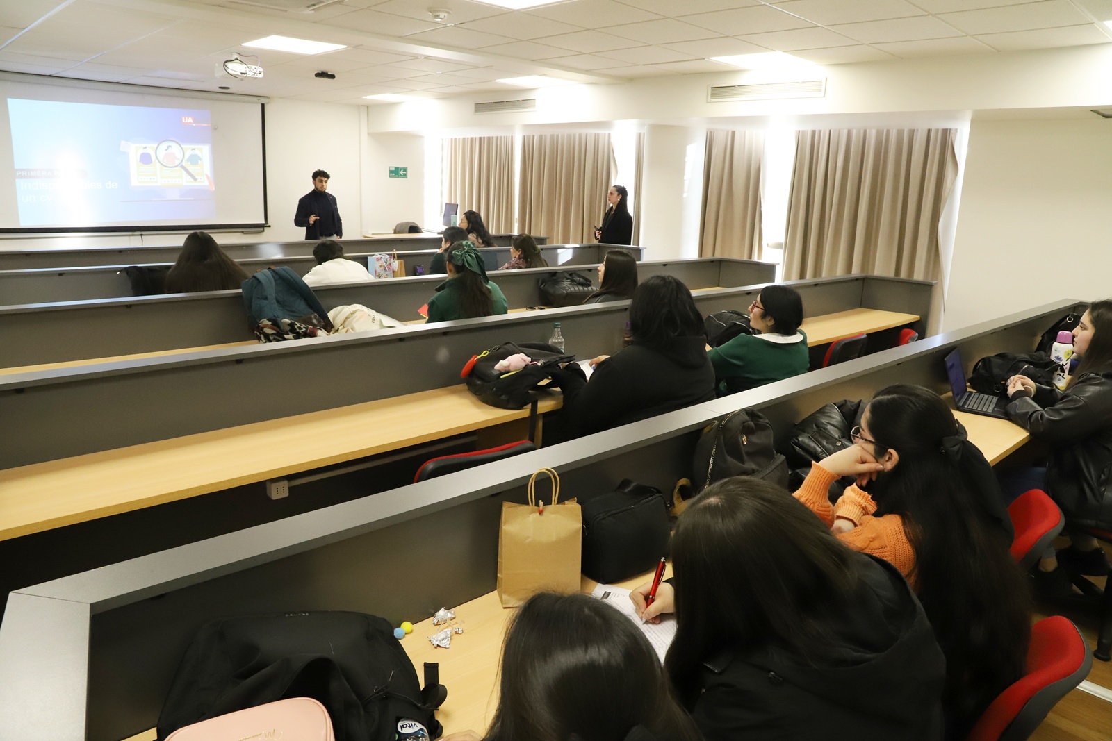 Universidad impulsa la empleabilidad de sus futuras educadoras a través de talleres especializados