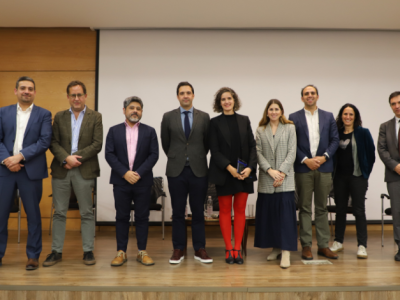 Decanos y expertos en derecho debaten sobre los desafíos de la formación jurídica en la era de la inteligencia artificial 