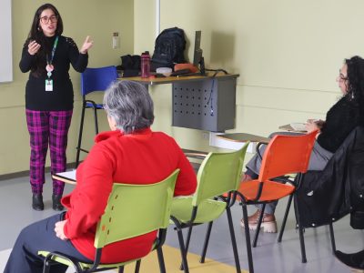 Colaboradores de la sede Talca reciben capacitación en apoyo emocional inicial