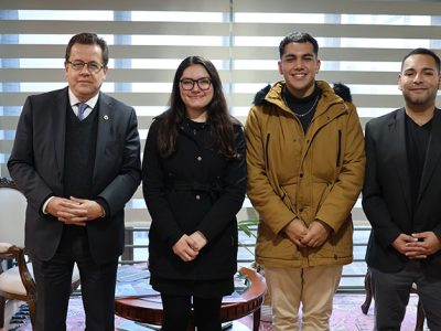 Universidad Autónoma reconoció a estudiantes que destacaron en competencia internacional