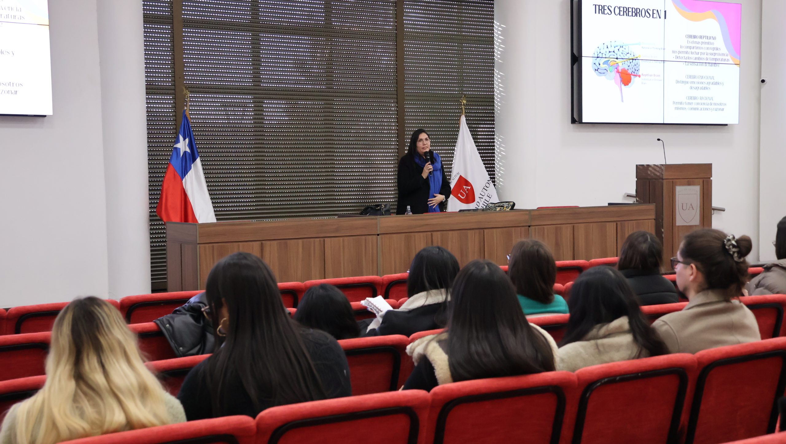 Fonoaudiología refuerza actualización profesional con curso sobre intervención en Trastorno del Espectro Autista