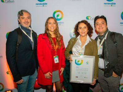 Universidad Autónoma de Chile recibe certificación I-REC por uso de energías renovables
