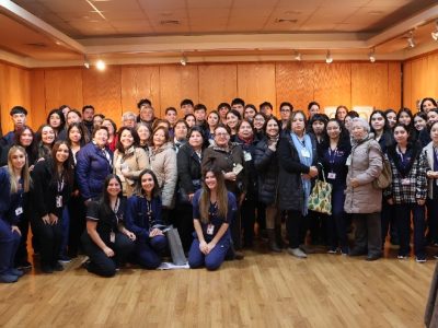 Estudiantes de Enfermería de la Universidad Autónoma realizan intervención de salud integral a personas mayores de Talca