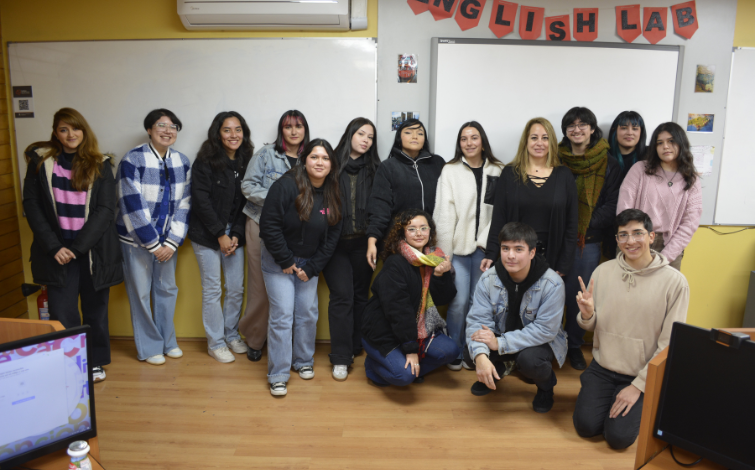Estudiantes de Pedagogía en Inglés participaron en jornada de talleres de empleabilidad junto a UAlumni 