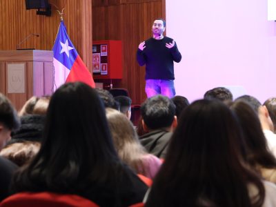 Futuros periodistas reflexionan sobre posibles riesgos que conlleva el ejercicio de la profesión