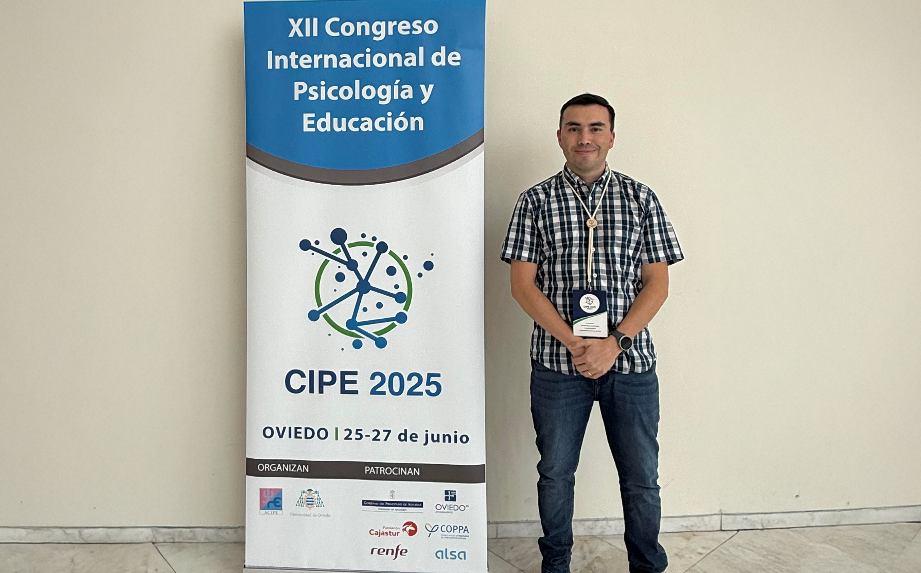 Académico participó de eventos científicos en España para divulgar resultados de proyecto Fondecyt sobre generatividad y bienestar psicológico en la adultez
