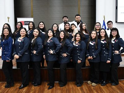 Estudiantes de Pedagogía en Educación Básica vivieron emotiva ceremonia de investidura en Talca