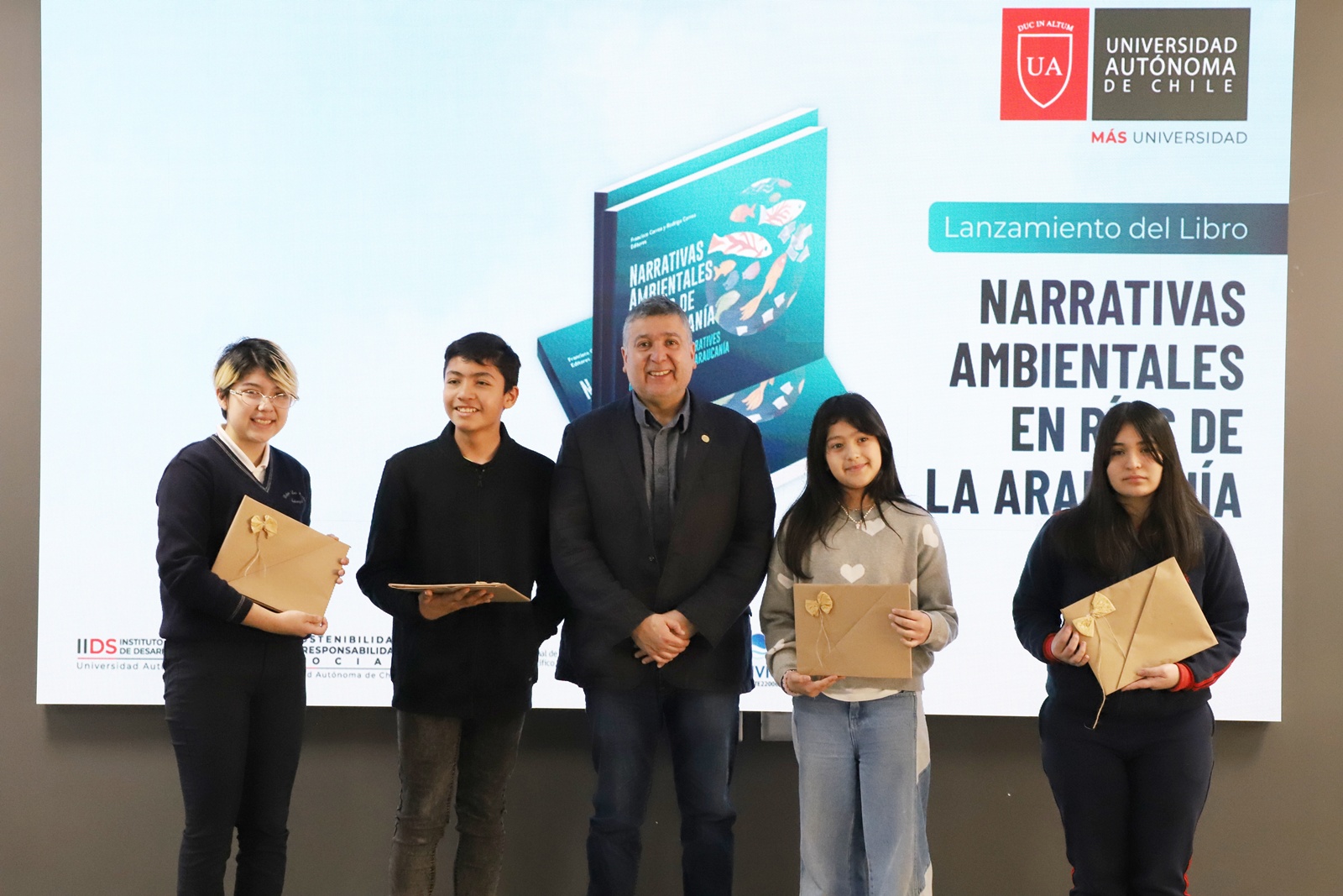 FOTO lanzamiento libro narrativas ambientales 4