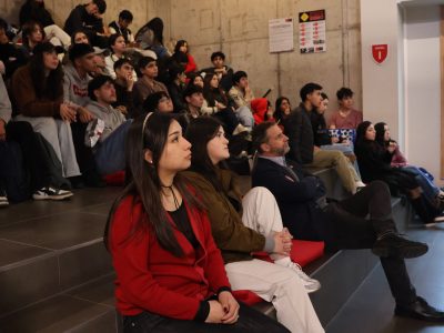 Carrera de Arquitectura desarrolló charla formativa para estudiantes