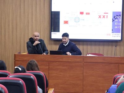 Presentación de lineamientos de prácticas y charla sobre Máster en Lexicografía de la RAE marcaron jornada académica