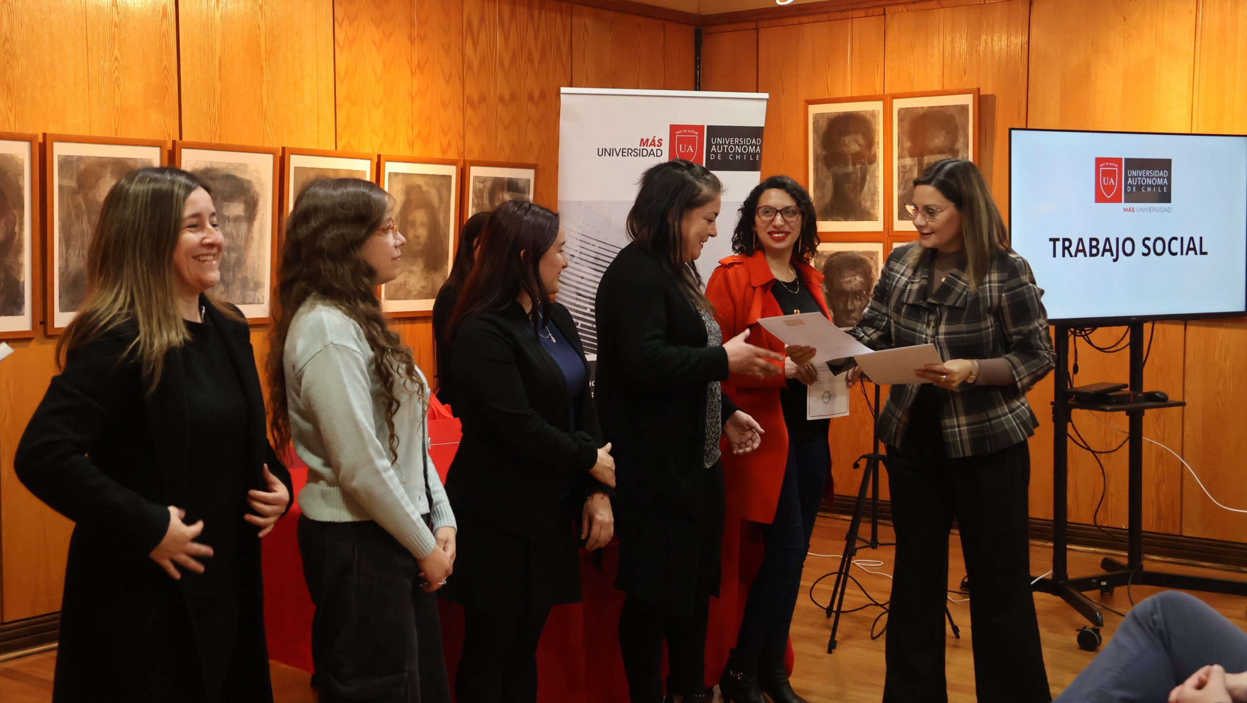 Trabajo Social impulsa capacitación en intervención social, proyectos y género a profesionales del DAEM Talca