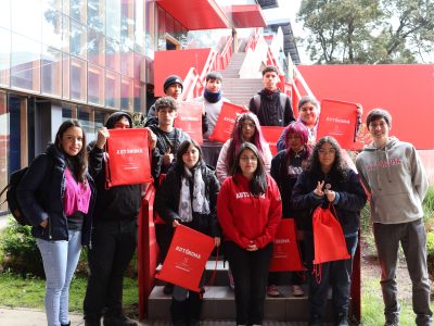 Universidad Autónoma de Chile recibe a estudiantes de Enseñanza Media en jornada de orientación vocacional