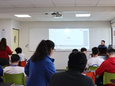 Escolares exploran economía y Data Science en actividades de la Universidad Autónoma