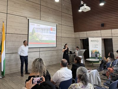 Facultad de Educación participa en congreso internacional en Colombia